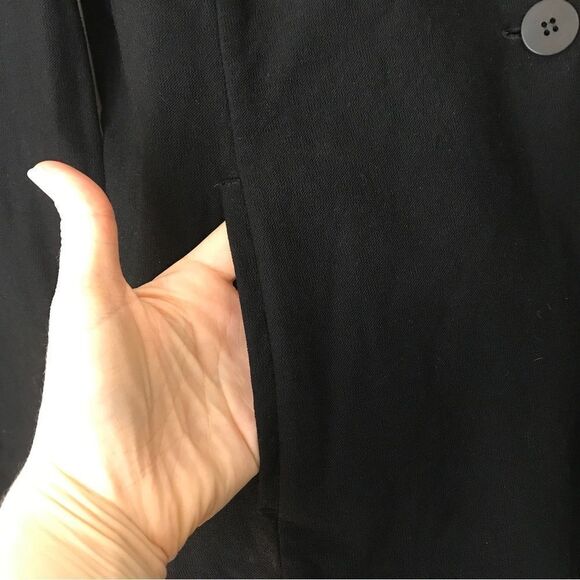 Eileen Fisher Women's Black Button Down Blazer - Picture 4 of 9